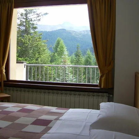 Hotel Li Arnoga