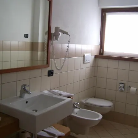 Li Arnoga Hotel 3*